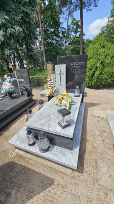 Zdjęcie nagrobka