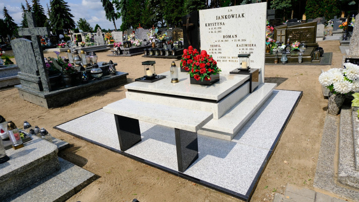 Zdjęcie nagrobka